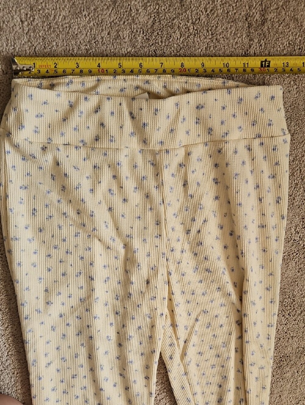 Laura Ashley and Ella Simone Pajama Sets - Picture 6 of 12